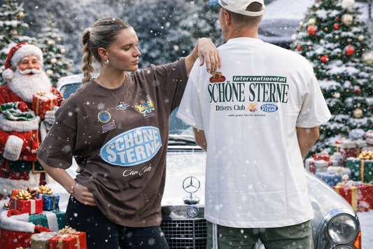 schöne sterne zu weihnachten im Schnee